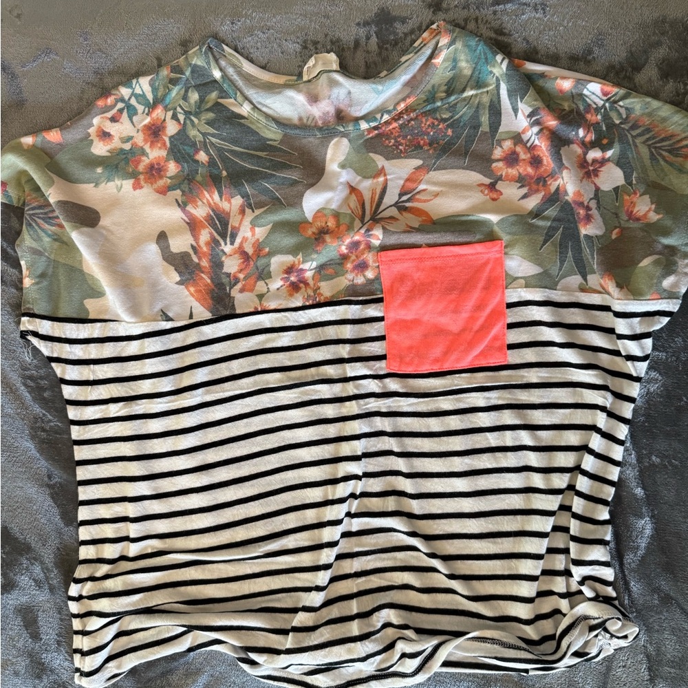 Lovely Melody Green and Cream Floral Top